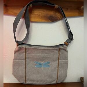 Thirty-One 31 Free To Be crossbody with “Dragonfly” embroidery